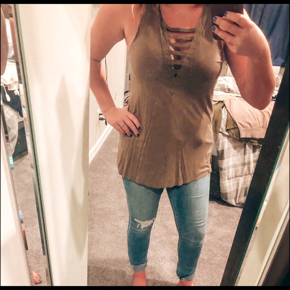 Army green tank